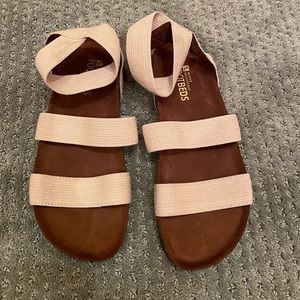 White Mountain Cream Sandals.